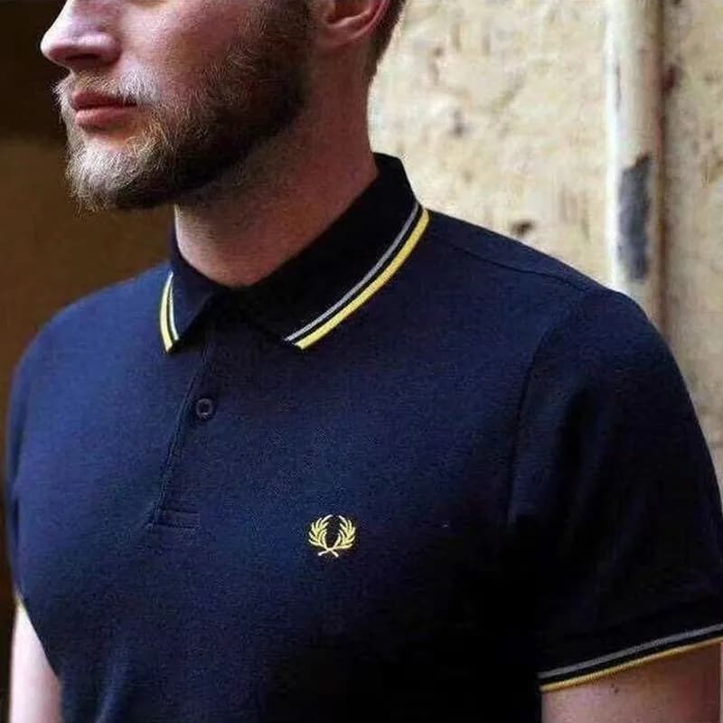 Polo Shirt Laurel Wreath — 藏青色黄灰边