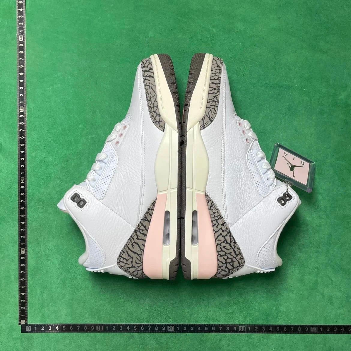 Air Jordan 3 Travis Scott — 18号樱花粉CK9246 102