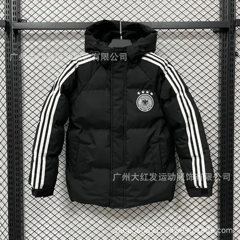 Jordan Softshell Jacket PSG Collaboration — 德国黑色加厚棉衣戴帽