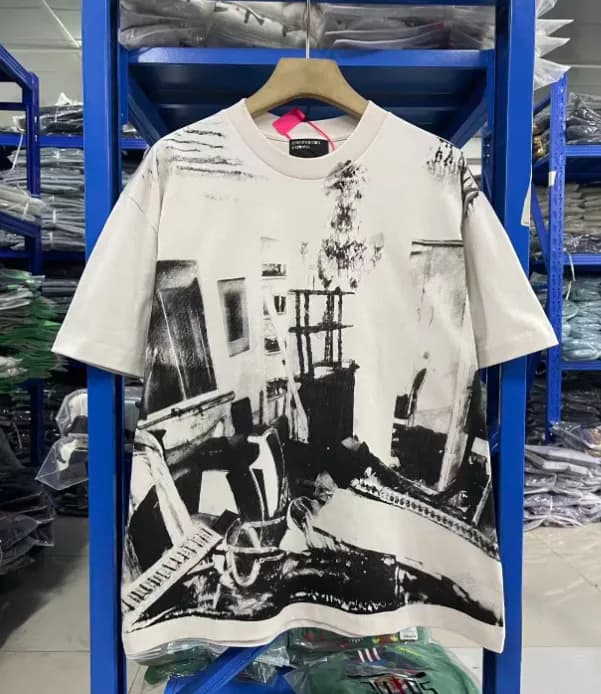 Graphic T-Shirt Pitbull Print — E3705 model mud white