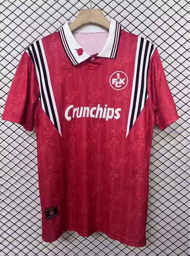 Colo-Colo Home Jersey 2023-24 — 1997-98 凯泽斯劳滕主场