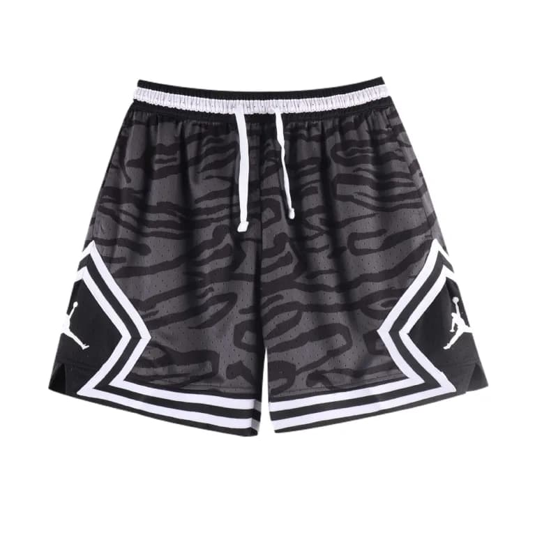 Jordan Shorts Classic Logo — 15