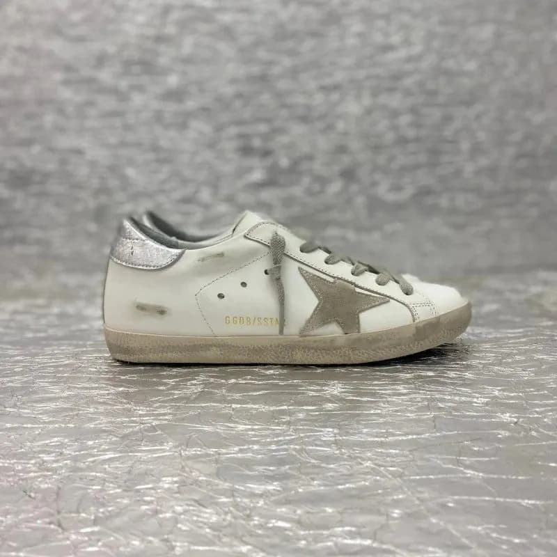 Golden Goose Superstar Distressed White with Navy Heel — 32【定制配色!非质量问题不可退换!】