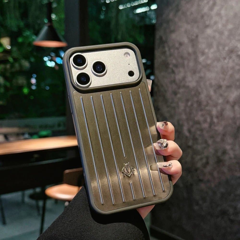 Rimowa Phone Case Vertical Groove Design — 绿金
