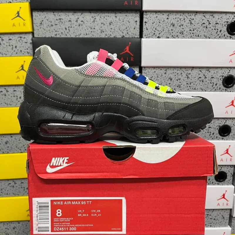 Nike Air Max 95 TT Black/Black — DZ4511 300