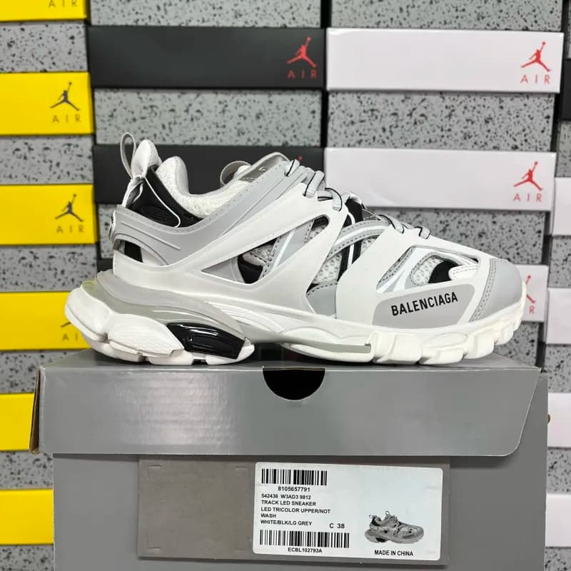 Balenciaga Speed Trainer Tricolor Upper