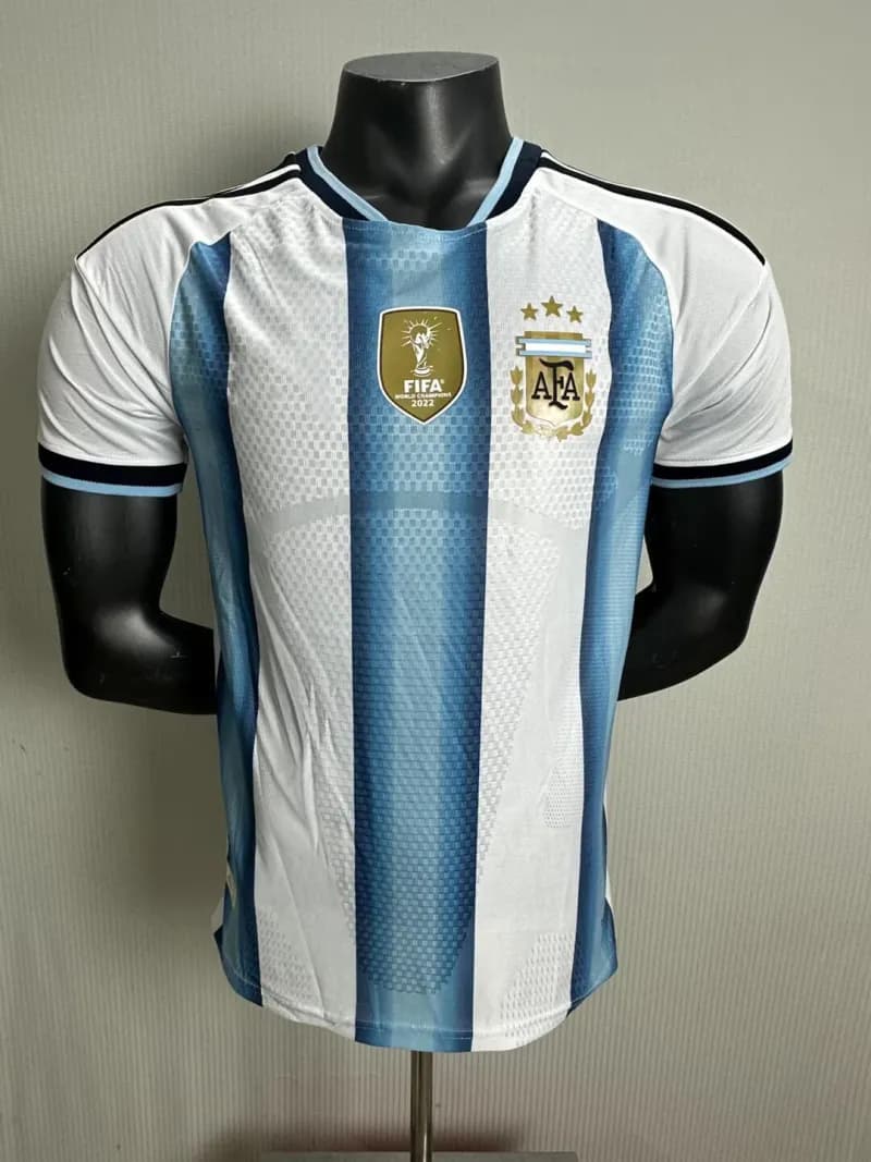 Home Jersey Qatar Airways — 球员:2526阿根廷主带章