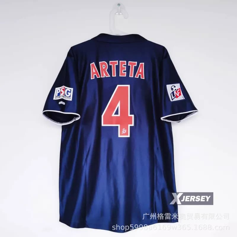 Nike Football Jersey Kang In No. 19 — 01-02巴黎主场4号球星