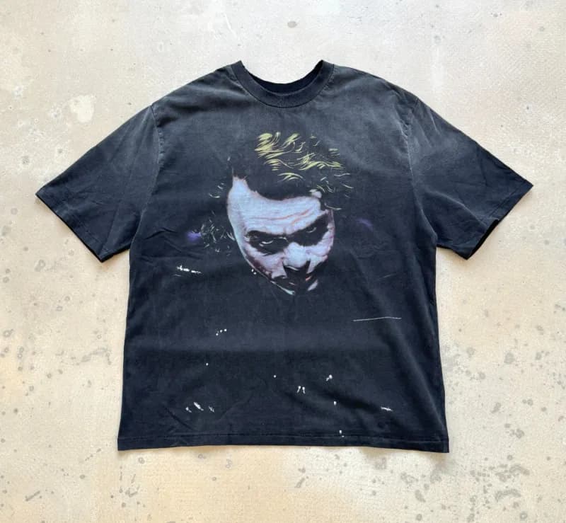 Sleeveless Tee Devil Inside Graphic — Cts-82 model