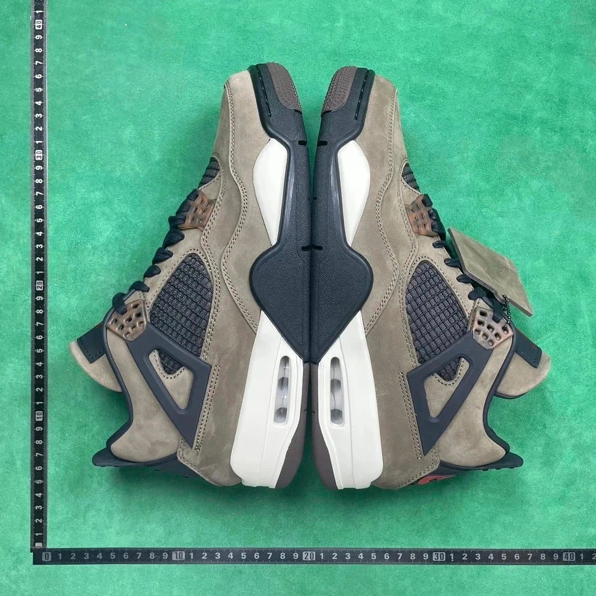 Air Jordan 4 Olive — 4号TS棕