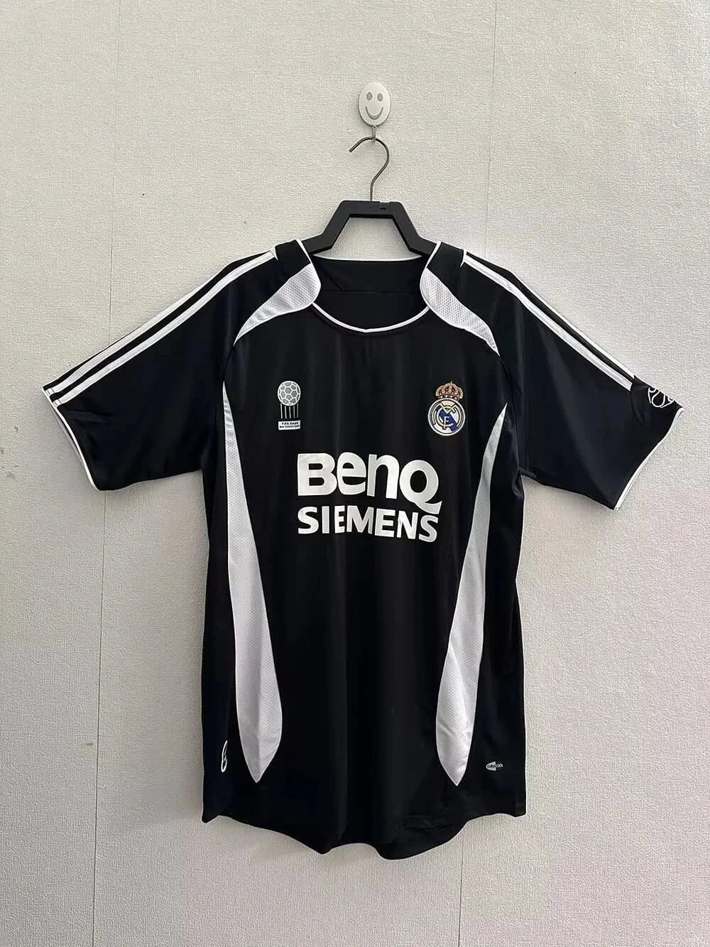 Adidas Home Jersey Ronaldo #7 — 0607皇马客场