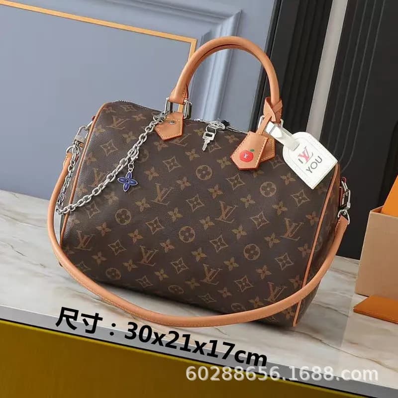 Louis Vuitton Keepall 50 Monogram Canvas — 106