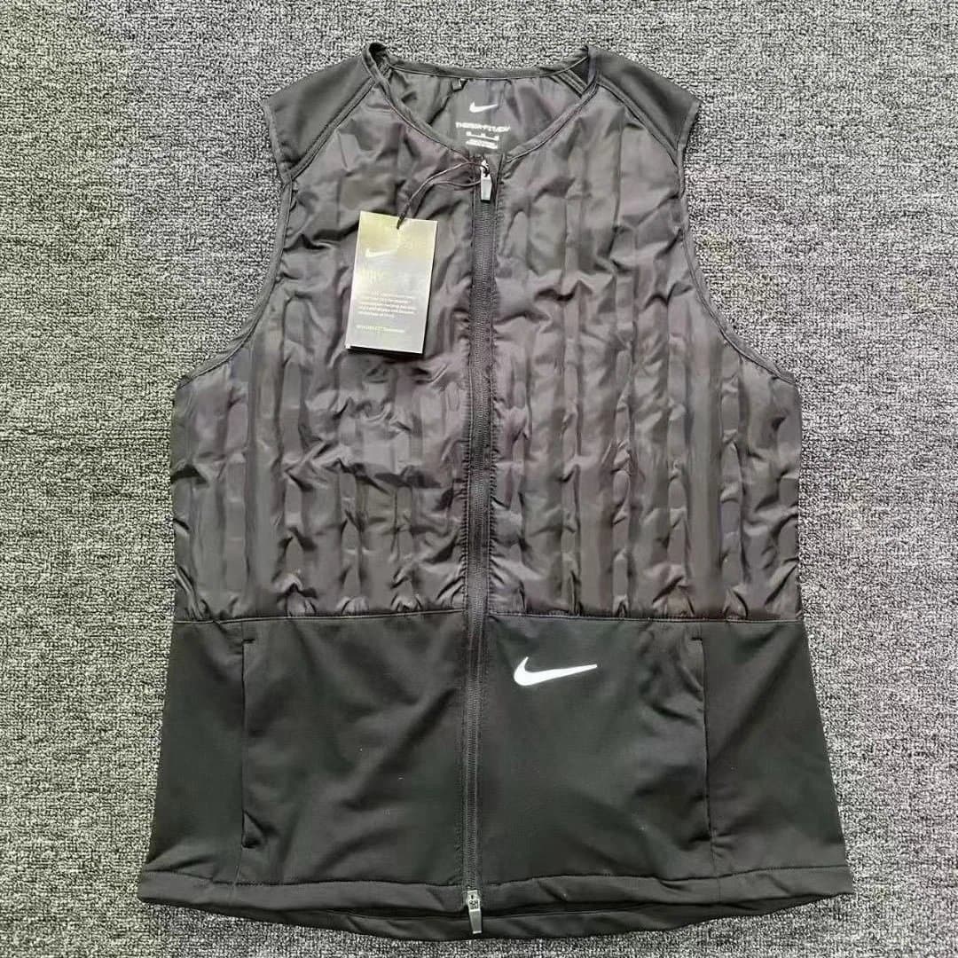 Nike AeroLayer Vest All White — 黑色