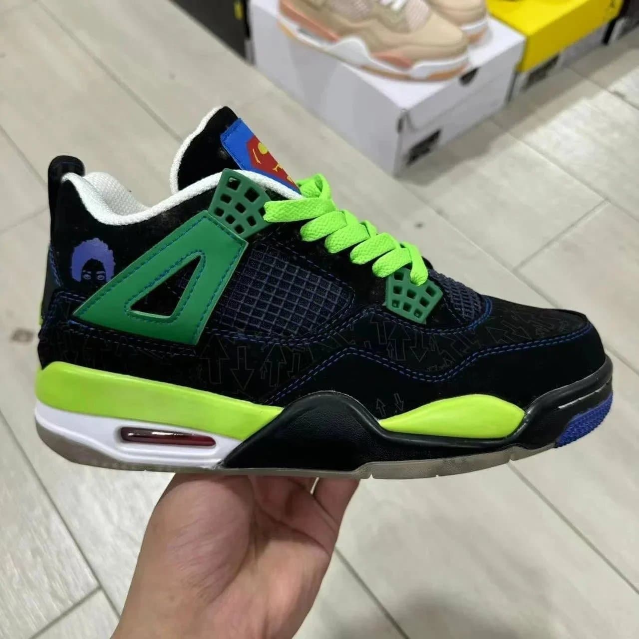 Air Jordan 4 Travis Scott
