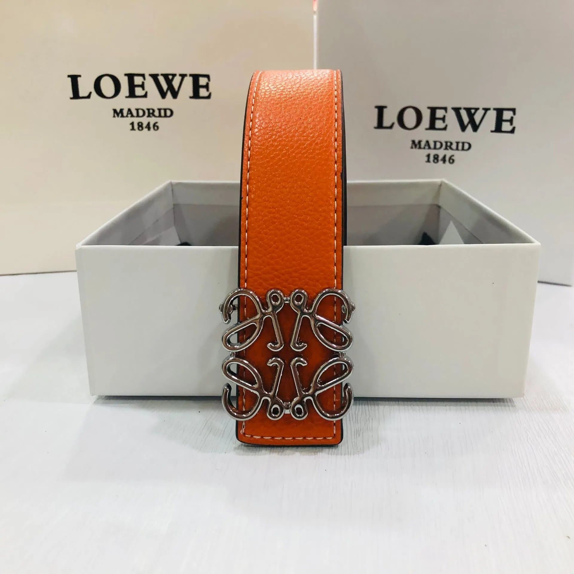 Loewe Anagram Belt Cognac Leather — 橙色银扣