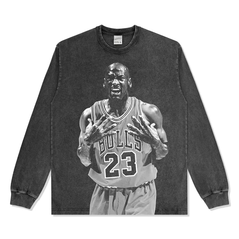 Nike Graphic T-Shirt Michael Jordan Bulls Print — 水洗黑色长袖