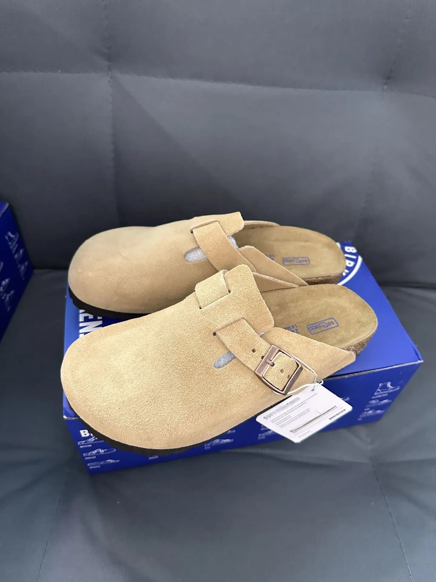 Birkenstock Boston Clog Suede — 驼色绒面