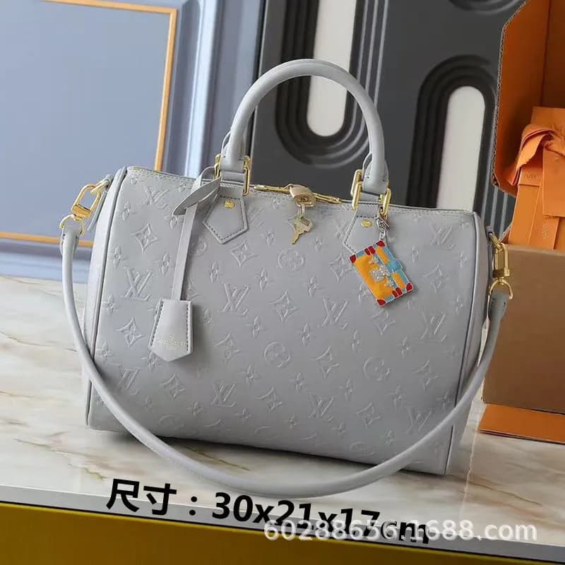 Louis Vuitton Keepall 50 Monogram Canvas — 110