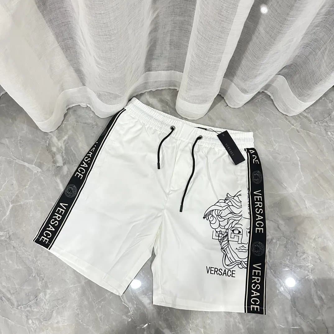 Dior Logo-Print Shorts Oblique Monogram — 32