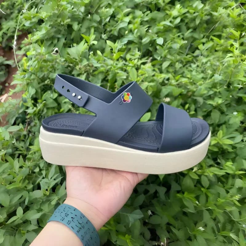 Crocs LiteRide Platform Sandal Flower Logo