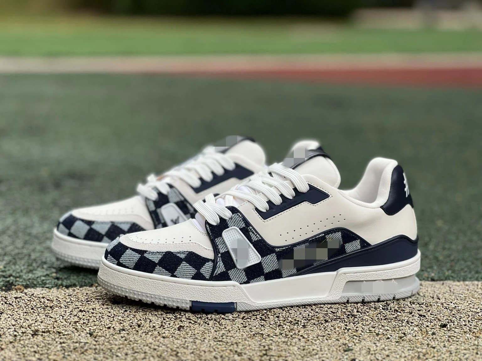 Louis Vuitton LV Trainer Monogram Leather — 白蓝牛仔丹宁
