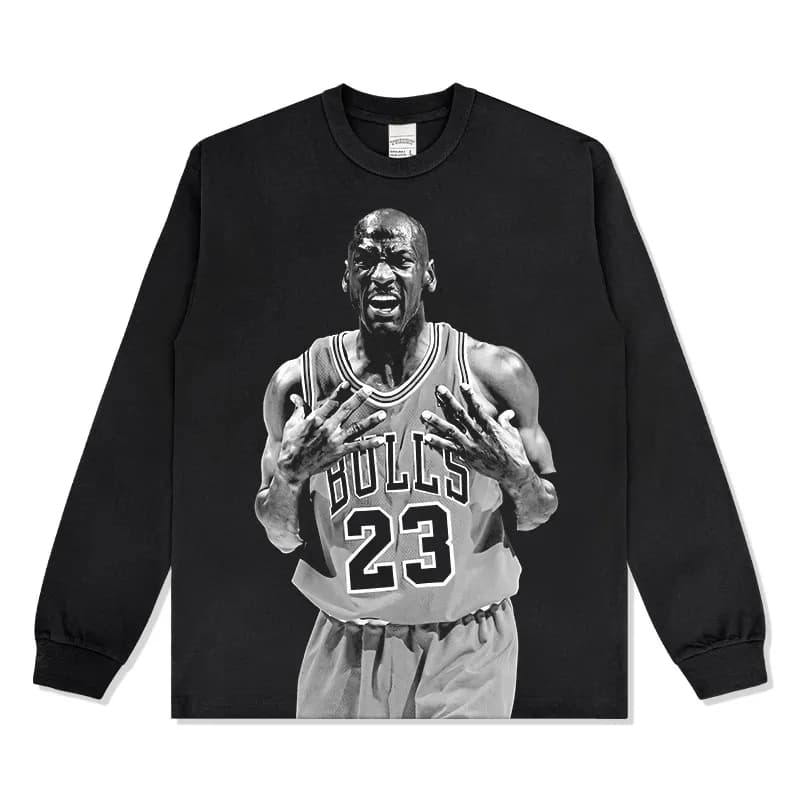 Nike Graphic T-Shirt Michael Jordan Bulls Print — 黑色长袖