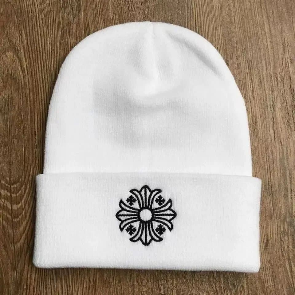 Chrome Hearts Beanie Cross Logo Patch — 白色十字花