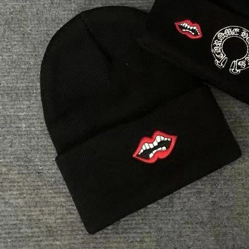 Chrome Hearts Beanie Lips & Cross Logo — 黑色单嘴唇