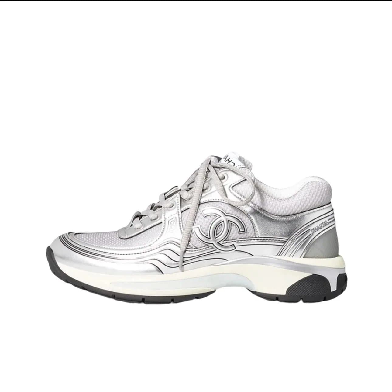 Chanel Sneaker Metallic Silver — 银灰