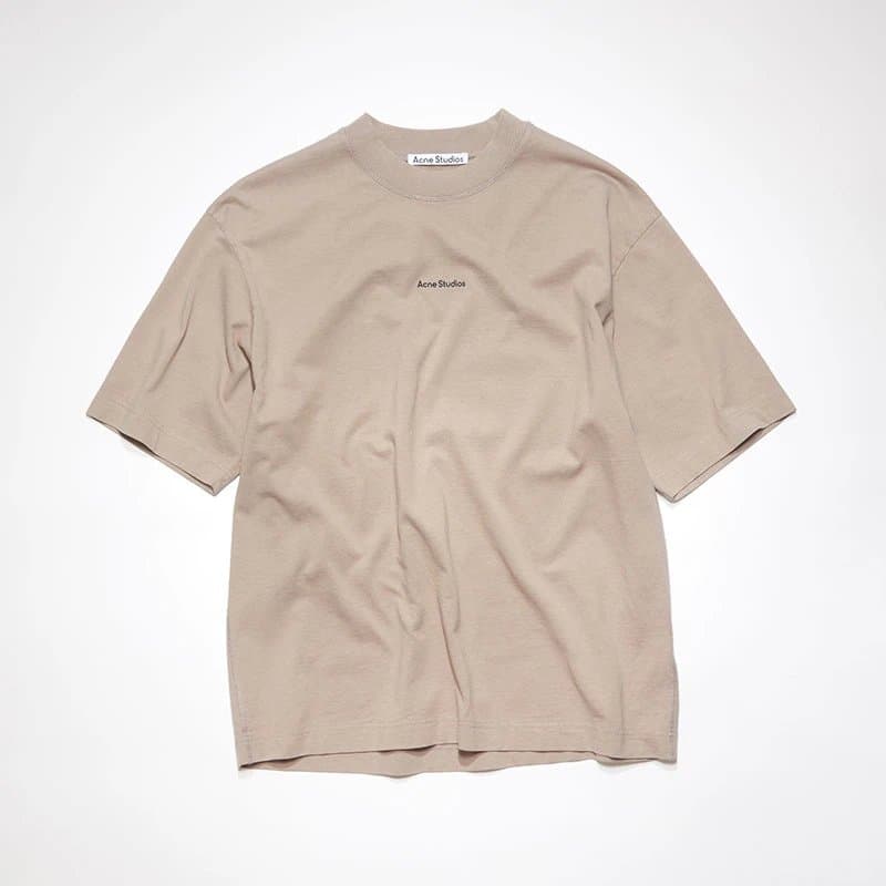 Acne Studios Stockholm 1996 Tee Pink Logo Print — 卡其色(AC908042)