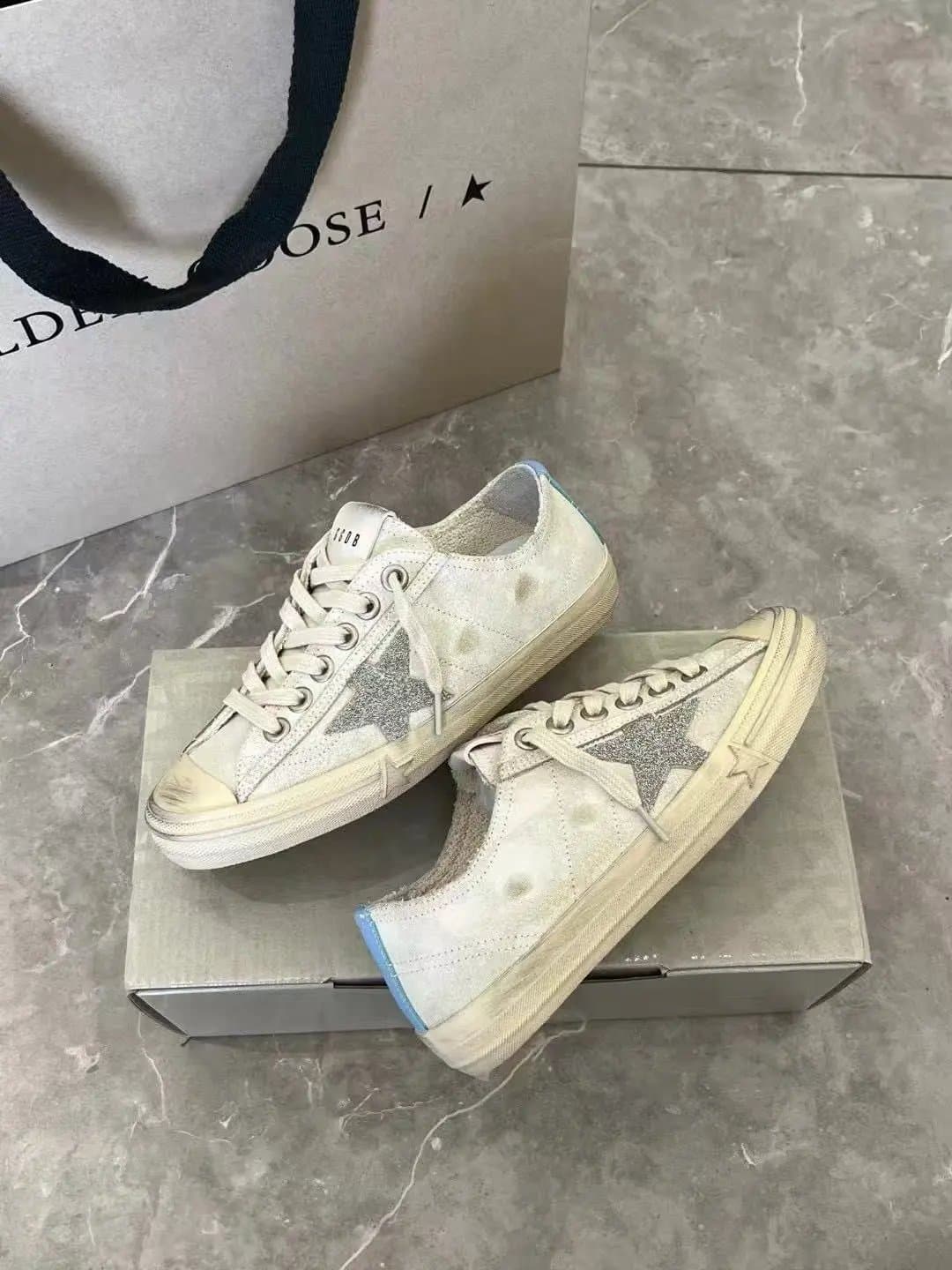Golden Goose Ball Star Distressed Green — 21