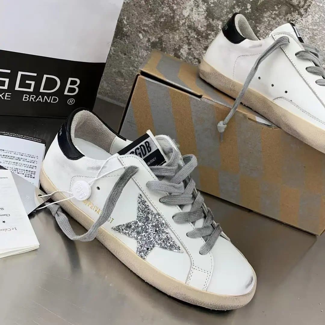 Golden Goose Ball Star Distressed Green — 24