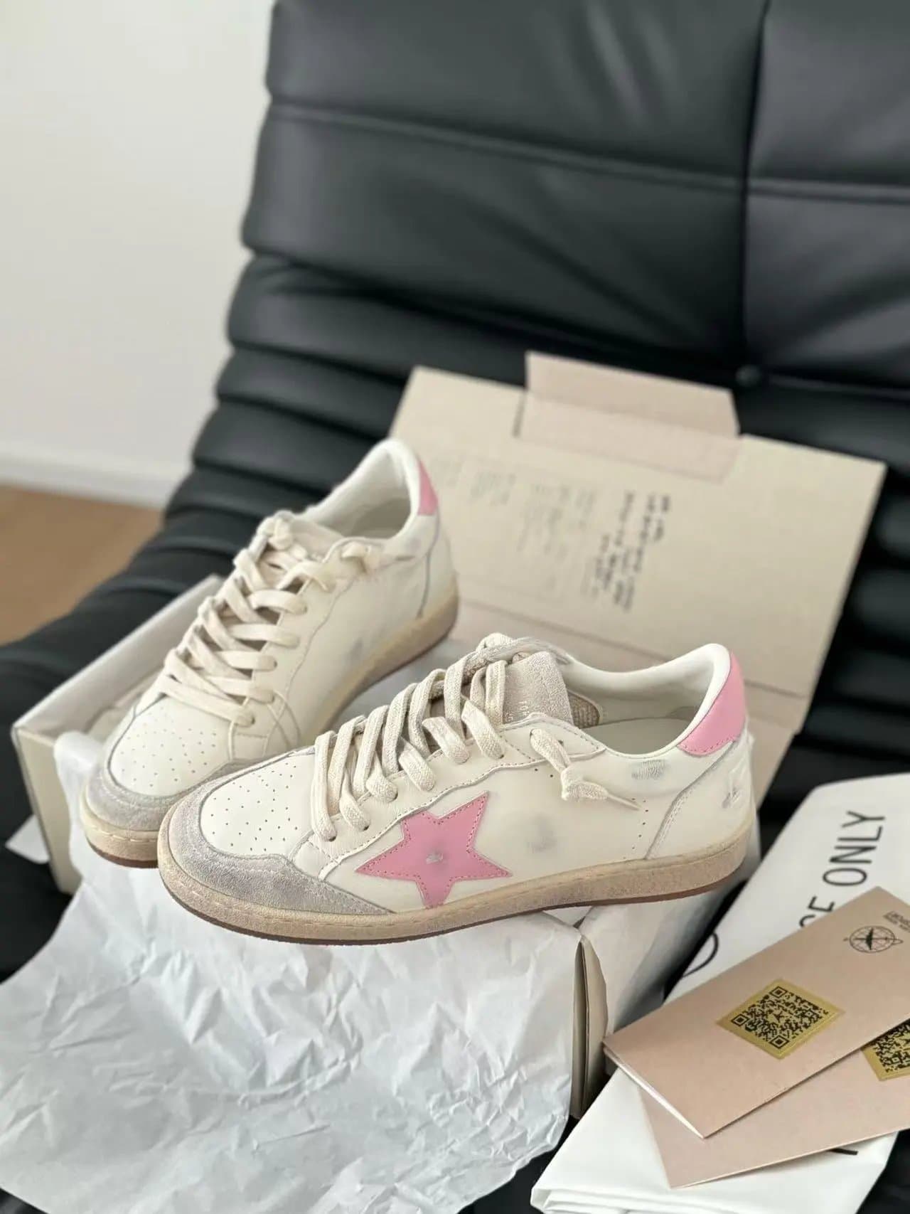 Golden Goose Ball Star Distressed Green — 18