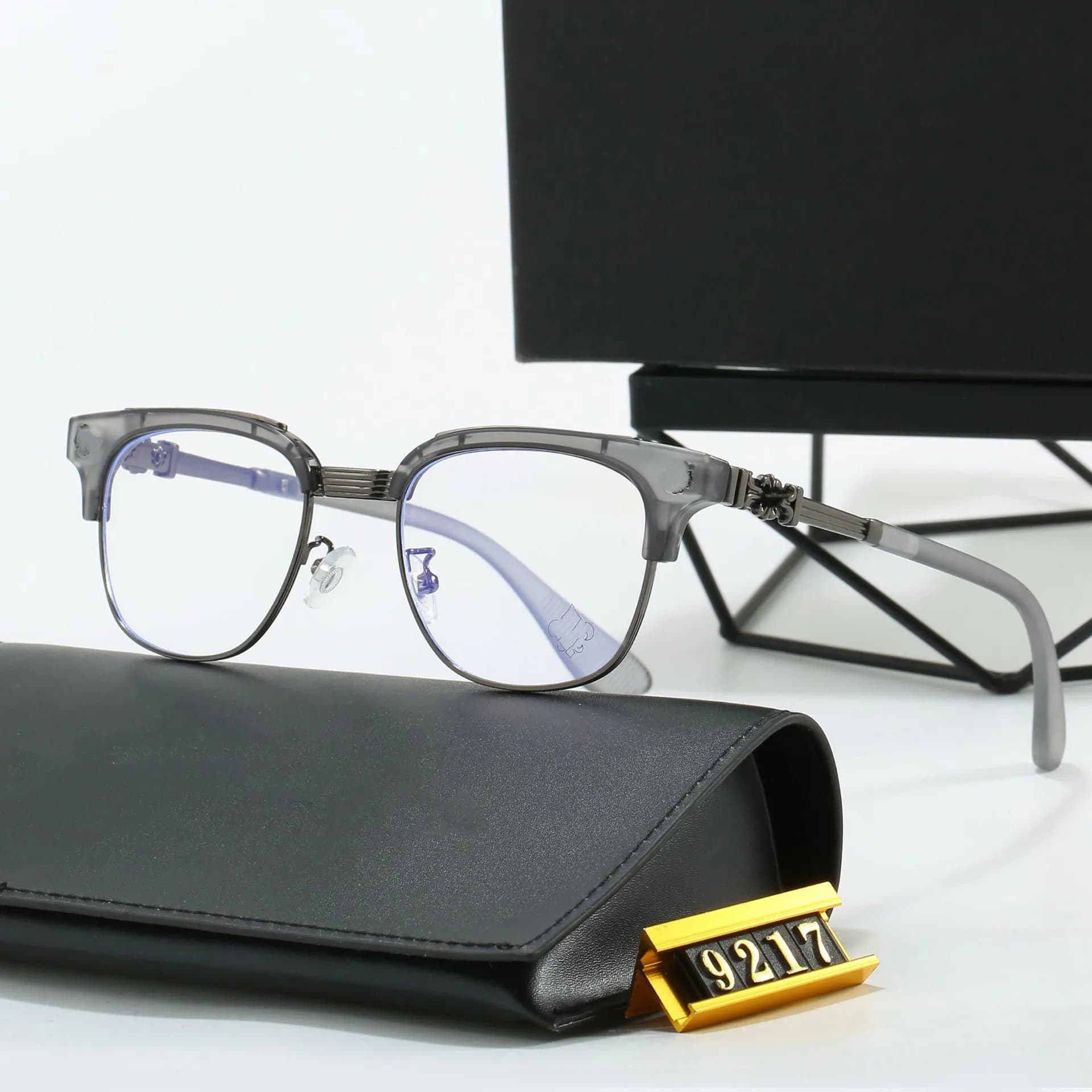 Eyeglasses Chrome Hearts Logo Temples — 9217-透灰框