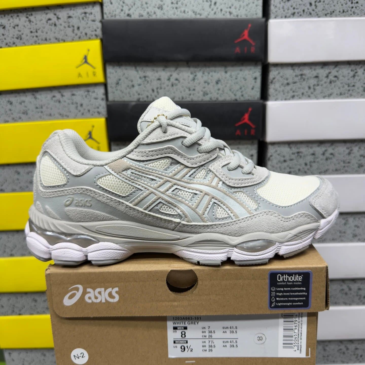 Asics GEL-NYC Silver Yellow — 1203A663-101